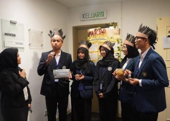 Santri PPM Al-Kautsar Raih Silver Medal di International Student Summit Malaysia