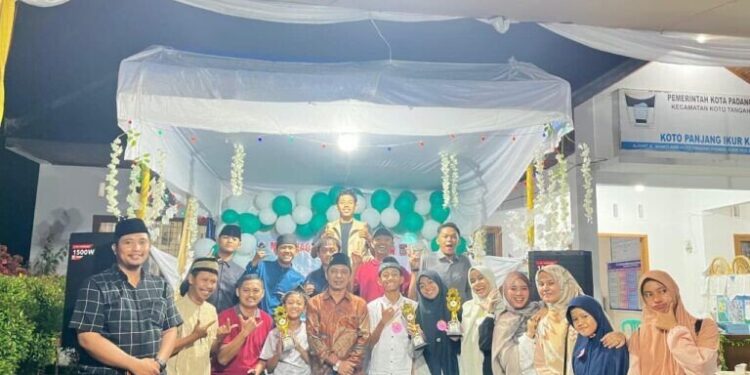 Semarakan bulan Ramadan, Kelurahan Koto Panjang Ikua Koto (KPIK) menghelat Kegiatan Musabaqah Tilawatil Quran (MTQ) tingkat SD dan SMP se-Kelurahan KPIK, Kecamatan Koto Tangah, Kota Padang. Foto: LINES
