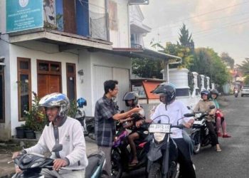 berbagi takjil di padang