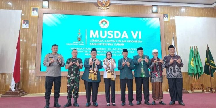 Bupati Way Kanan, Ayu Asalasiyah membuka Musda VI LDII Way Kanan. Foto: LINES.