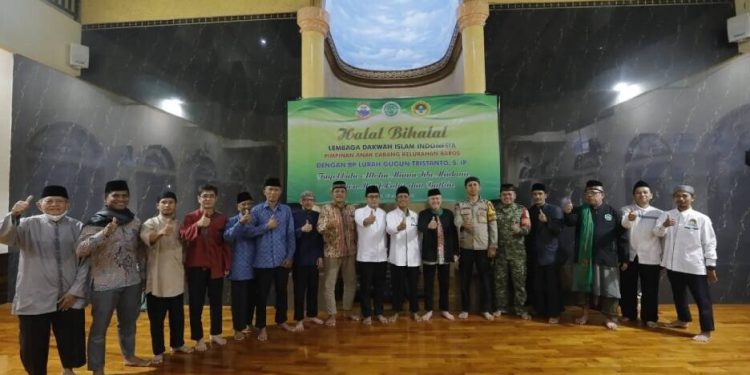 Pimpinan Anak Cabang (PAC) LDII Kelurahan Baros menggelar kegiatan silaturrahim pascaramadan. Foto: LINES.