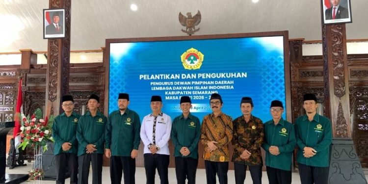 Kepengurusan DPD LDII Kabupaten Semarang dilantik di Pendopo Rumah Dinas Bupati Semarang, Jawa Tengah. Foto: LINES.