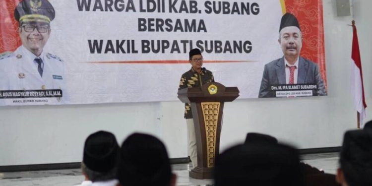 Wakil Bupati Subang Agus Masykur Rosyadi bersilaturahim dengan warga LDII Kabupaten Subang. Foto: LINES.