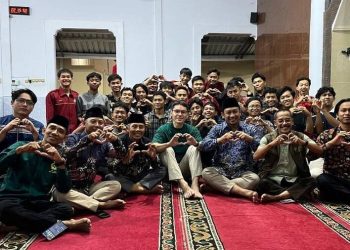 Ben Kasyafani Beri Tips Santri dan Mahasiswa Ponpes Syafiurrohman Jember