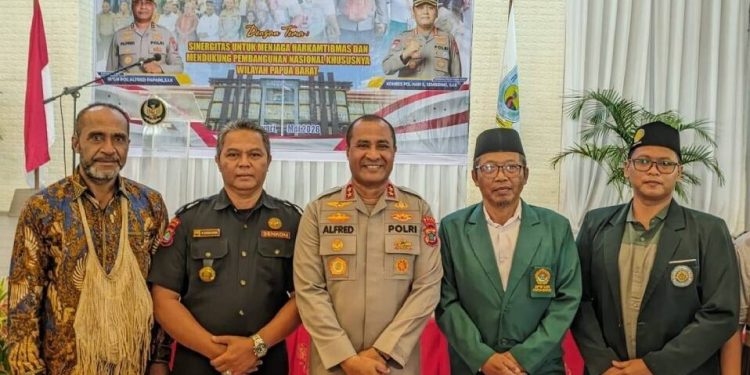 DPW LDII Papua Barat menghadiri kegiatan tatap muka bersama Kapolda Papua Barat. Foto: LINES.