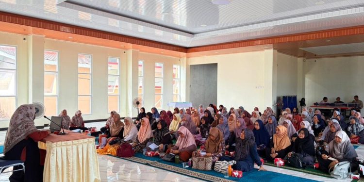 Biro Pemberdayaan Perempuan dan Kesejahteraan Keluarga LDII Kota Serang menggelar silaturrahim dan forum evaluasi para generasi penerus bidang keputrian. Foto: LINES.