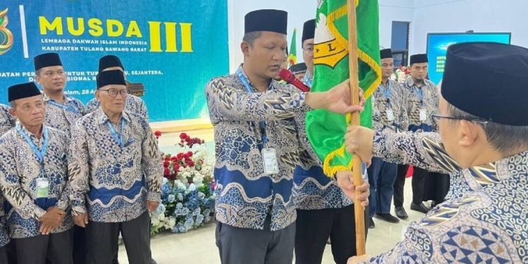 Bupati Tulang Bawang Barat (Tubaba), Novriwan Jaya, membuka Musyawarah Daerah (Musda) III LDII Tubaba. Foto: LINES.
