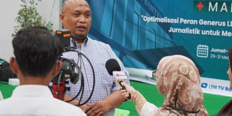 Ketua DPP LDII Rulli Kuswahyudi mengatakan, pelatihan tersebut menjadi upaya organisasi dalam menyiapkan generasi muda menyampaikan informasi faktual. Foto: LINES.