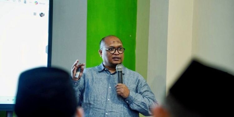 Ketua DPP LDII, Rulli Kuswahyudi mengajak generasi muda LDII Sumatera Selatan jadi penyebar konten positif. Foto: LINES.