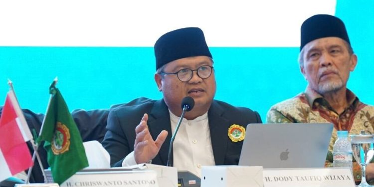 Ketua Umum DPP LDII, Dody Taufiq Wijaya, menyambut kepulangan para jamaah haji di tanah air pada Selasa (23/6/2026). Foto: LINES