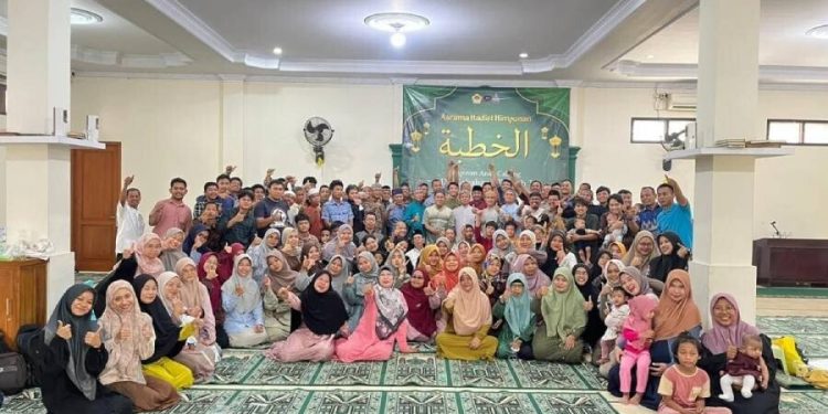 PAC LDII Kaliabang Tengah menggelar Asrama Hadits Kitabul Khutbah di Masjid Al Fattah. Foto: LINES.