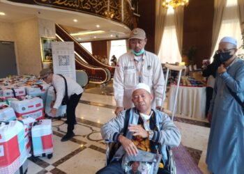 Kisah Petugas Transportasi PPIH, Senyum Jemaah Jadi Upah Terindah