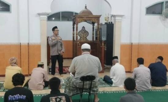 Kapolsek Tualang, Kompol Teguh Wiyono mengajak warga LDII Tualang jaga kamtibmas. Foto: LINES.