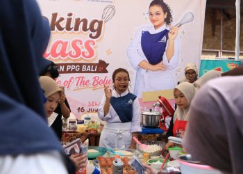 Cooking Class Keputrian PPG Bali “The Battle of The Bolu” Bekali Generasi Muda dengan Keterampilan Memasak