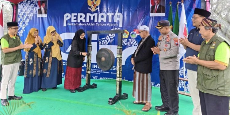 Pembukaan Perkemahan Akhir Tahun Ajaran (Permata) Cinta Alam Indonesia (CAI) ke-47 di Bumi Perkemahan Wisata Waduk Sidodadi, Kecamatan Glenmore, Banyuwangi, pada Selasa (7/7/2026). Foto: LINES
