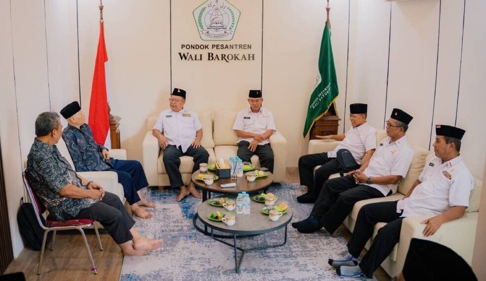 DPC Pepabri Kota Kediri Kunjungi Ponpes Wali Barokah, Bahas Ekonomi Pesantren hingga Ketahanan Lingkungan