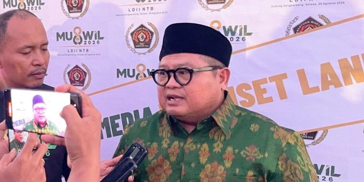 Ketua Umum DPP LDII H. Dody Taufiq Wijaya saat media gathering Muswil LDII NTB. Foto: LINES.