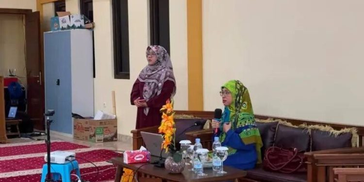 LDII Purwakarta menggelar Seminar Parenting. Foto: LINES.