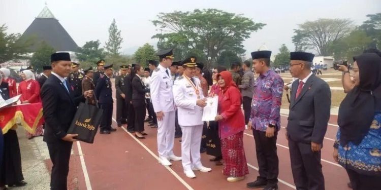 Pemkab Sumedang Gelar Upacara HUT RI yang dihadiri LDII Sumedang. Foto: LINES.