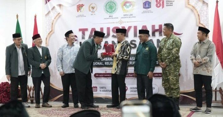 LDII bersama MUI Jakarta Selatan menggelar Forum Tausyiah Kebangsaan di Gedung Keumatan MUI Kebayoran Lama. Foto: LINES.