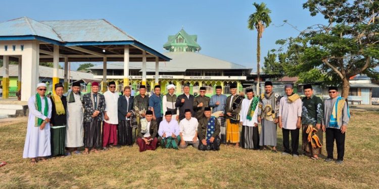 PC LDII Lamasi bersama pemerintah kecamatan, KUA, dan sejumlah ormas Islam menggelar Salat Istisqa. Foto: LINES