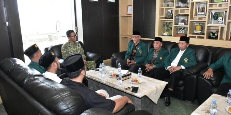 LDII Malang dan Kodim 0818 Malang-Batu menjajaki kolaborasi terkait pembinaan karakter pemuda. Foto: LINES.