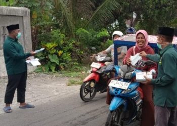 LDII Maluku Tengah Bagikan Ratusan Masker, Bantu Lindungi Warga dari Paparan Asap