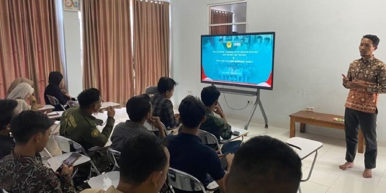 Pelatihan Jurnalistik Mahir Dasar LDII Tulang Bawang Barat (Tubaba) dan membentuk Pokja LDII News Network. Foto: LINES.