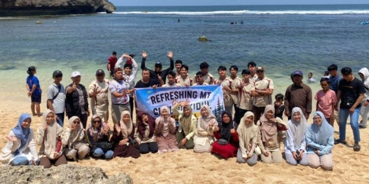 DPD LDII Kota Salatiga menggelar wisata untuk mubaligh. Foto: LINES.