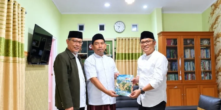 DPD LDII Kabupaten Luwu Timur silaturahim dengan Ketua Majelis Ulama Indonesia (MUI) Kabupaten Luwu Timur, Moh. Abduh, Selasa (29/9/2026). Foto: LINES